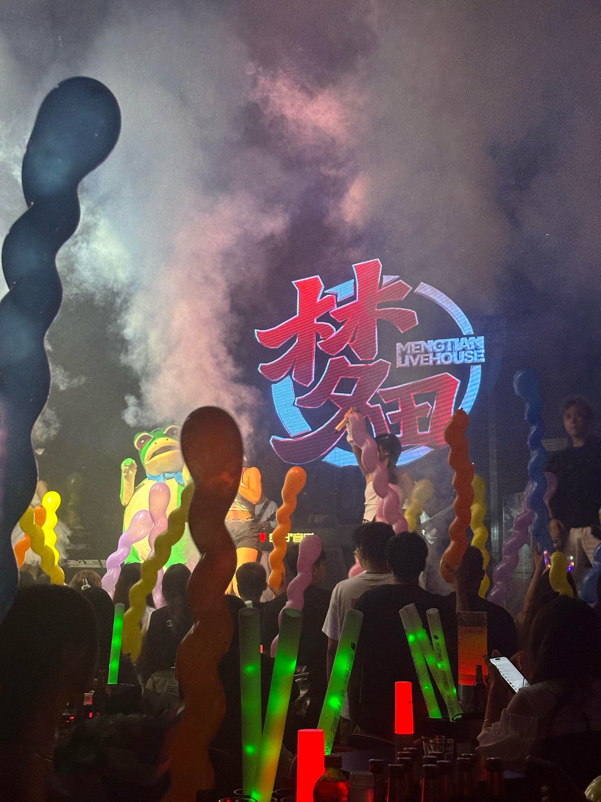 铜仁商务ktv，真实存在吗-江口县小时场ktv预定